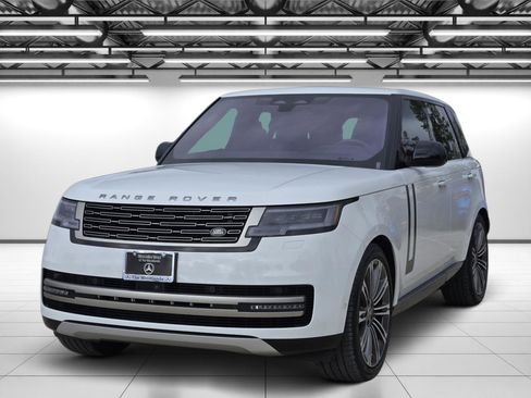 Used 2023 Land Rover Range Rover SE image 5