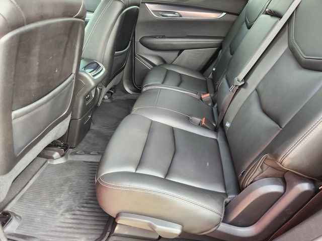 Used 2024 Cadillac XT6 Luxury FWD image 30