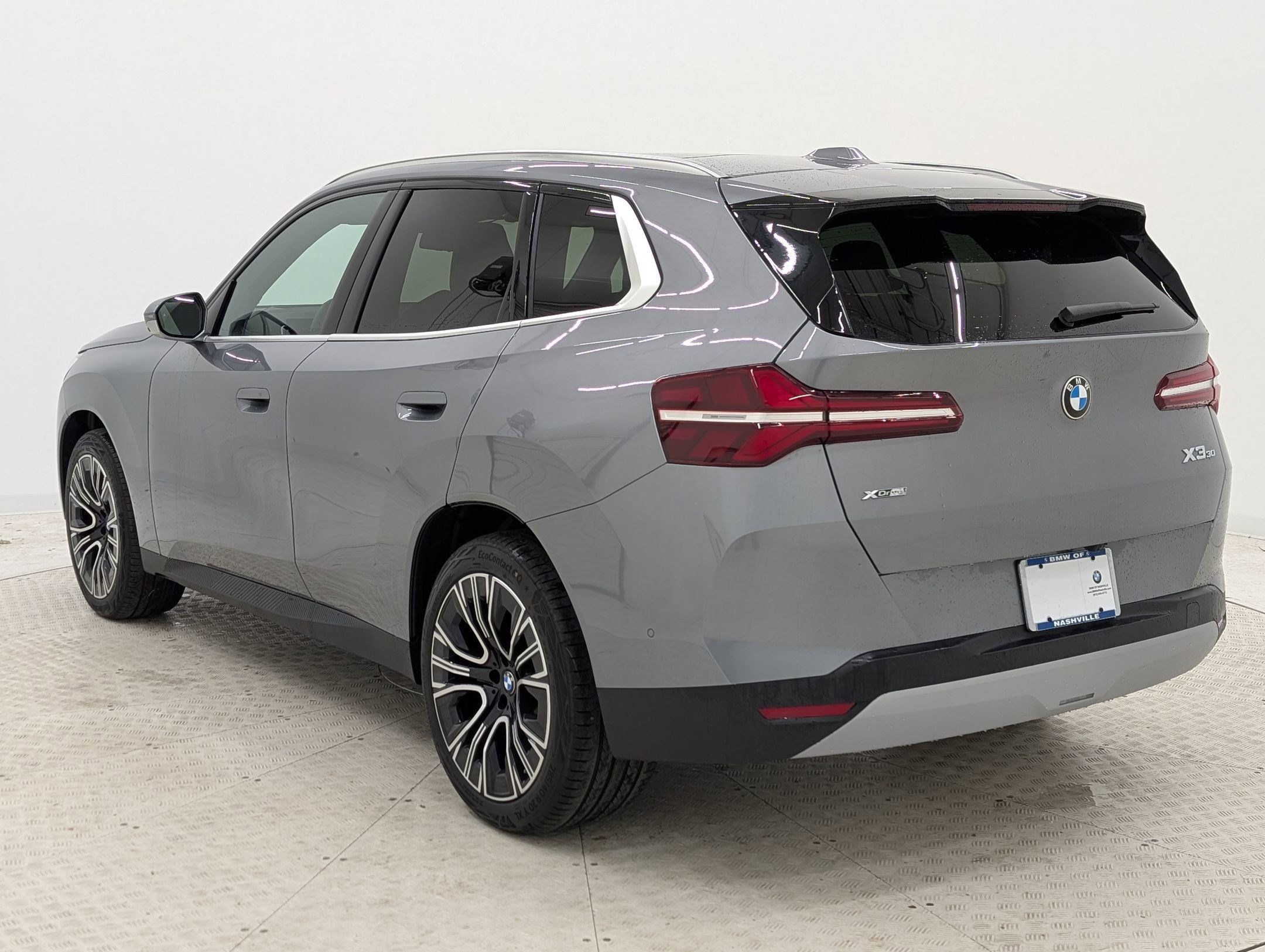 Used 2026 BMW X3 xDrive30i w/ Premium Package AWD/4WD image 3