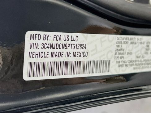 Used 2023 Jeep Compass High Altitude w/ Driver Assist Group I AWD/4WD image 31