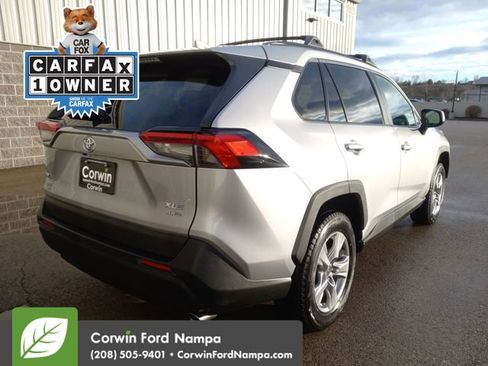 Used 2022 Toyota RAV4 XLE image 3