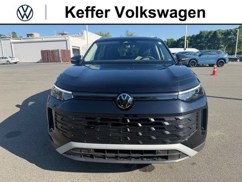New 2026 Volkswagen Tiguan S FWD image 8