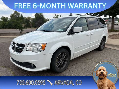 Used 2017 Dodge Grand Caravan SXT FWD image 1