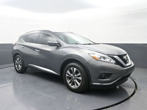 Used 2017 Nissan Murano SV AWD/4WD image 3