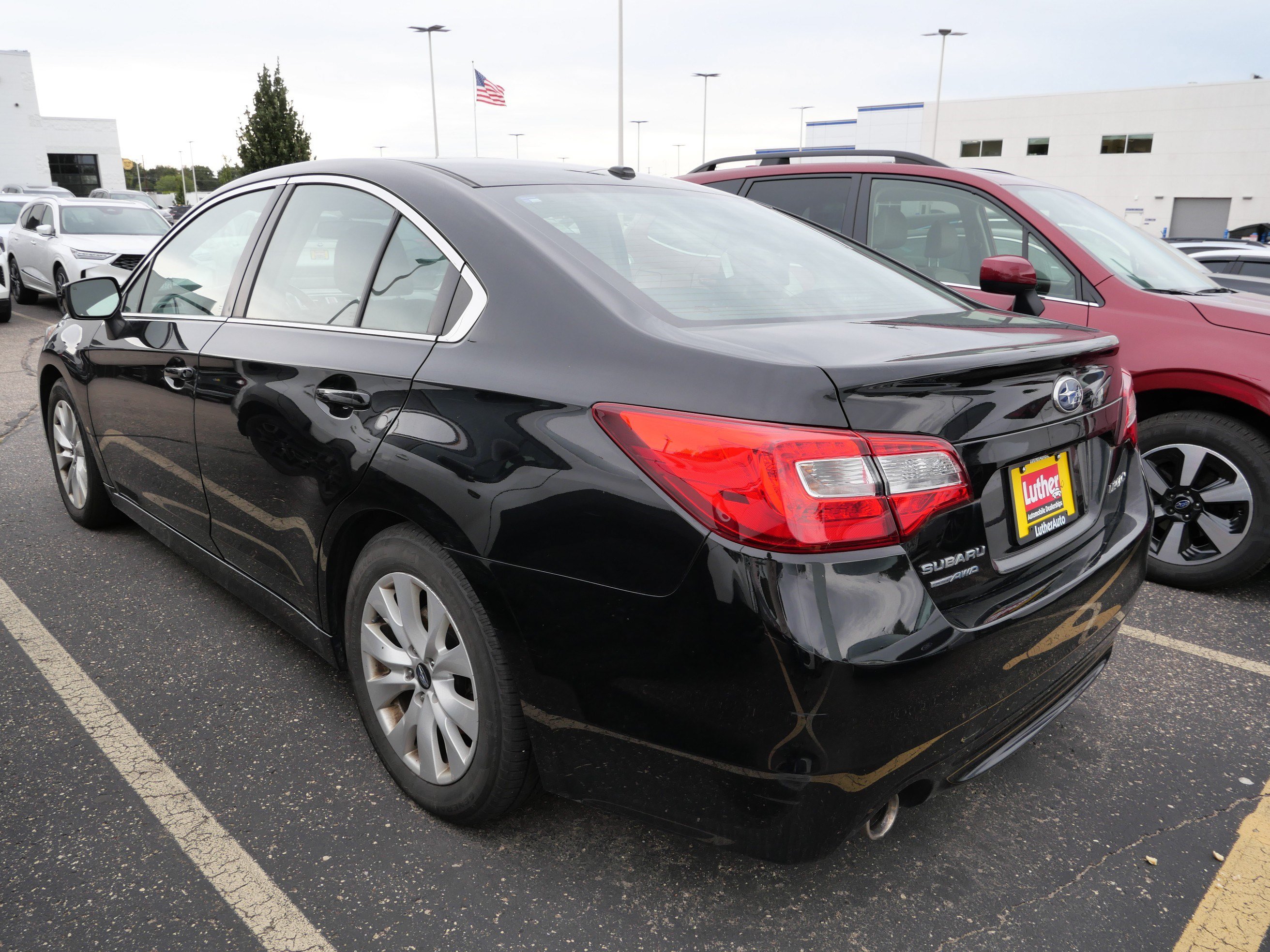 Used 2015 Subaru Legacy 2.5i Premium AWD/4WD image 6