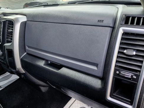 Used 2016 RAM 2500 SLT image 26