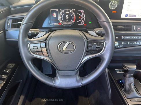 Used 2024 Lexus ES 350 w/ Accessory Package (Z1) FWD image 18