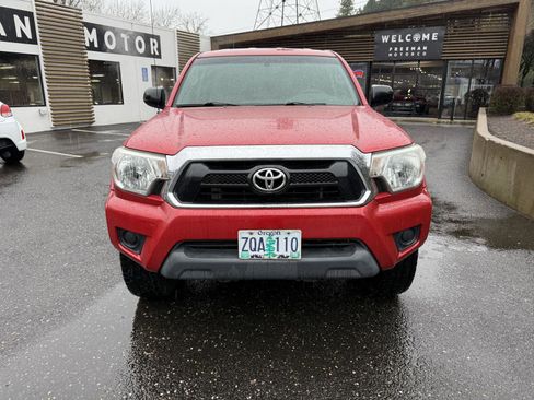 Used 2012 Toyota Tacoma PreRunner w/ SR5 Pkg image 3