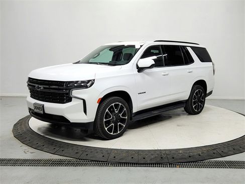 Used 2021 Chevrolet Tahoe RST image 3