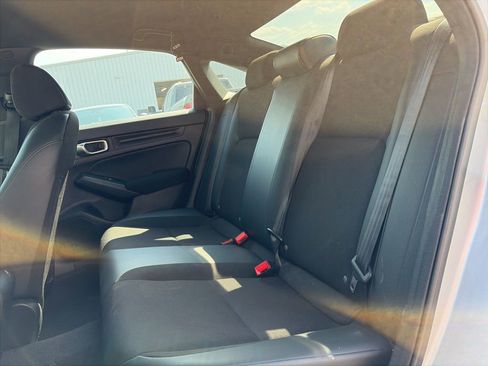 Used 2022 Honda Civic Sport image 11