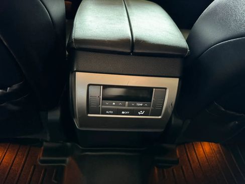 Used 2011 Lexus GX 460 w/ Convenience Pkg AWD/4WD image 21
