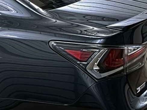 Used 2019 Lexus GS 350 F Sport image 10