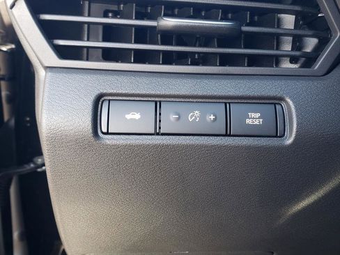 Used 2025 Nissan Altima 2.5 SV w/ SV Special Edition Package image 30