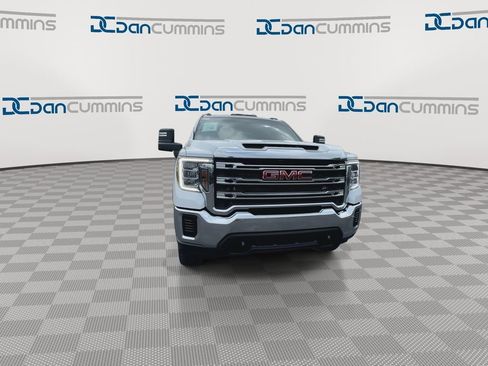 Used 2021 GMC Sierra 2500 4x4 Crew Cab w/ Gooseneck/5TH Wheel Package image 3