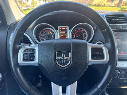 Used 2019 Dodge Journey GT image 16