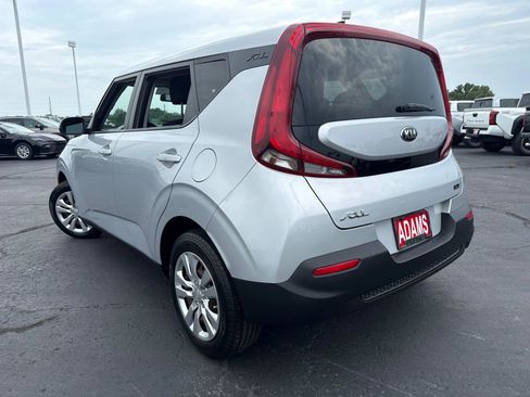 Used 2020 Kia Soul LX FWD image 6