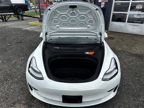 Used 2018 Tesla Model 3 Long Range image 11