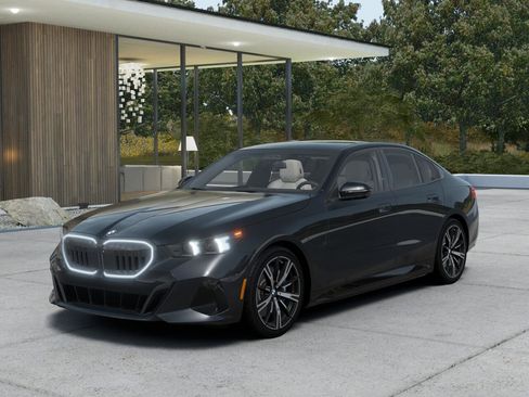 New 2026 BMW 550e xDrive 550e xDrive Sedan image 1
