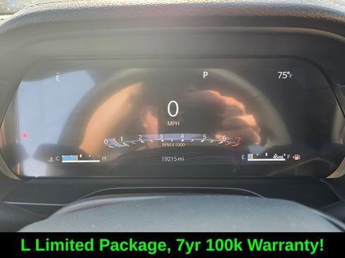 Used 2025 Jeep Grand Cherokee L Limited image 31