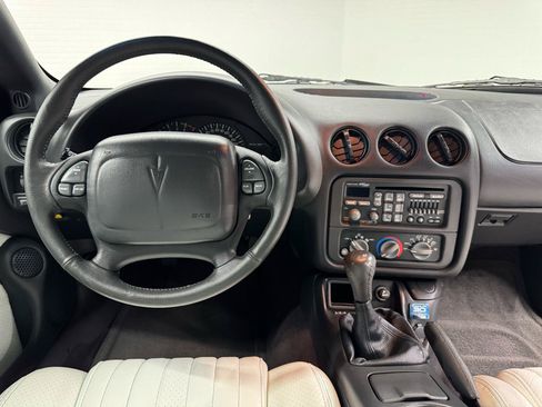 Used 1999 Pontiac Firebird Formula RWD image 65
