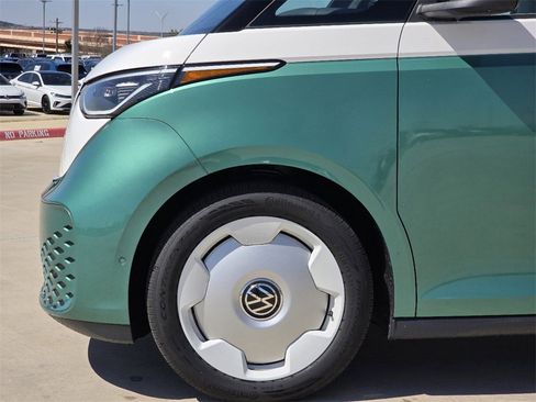 New 2025 Volkswagen ID. Buzz 1st Edition image 5