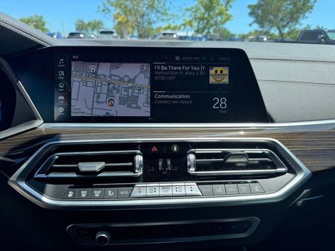 Certified 2023 BMW X5 sDrive40i w/ Luxury Seating Package RWD image 10