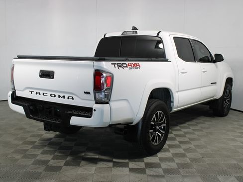 Used 2020 Toyota Tacoma TRD Sport w/ Technology Package AWD/4WD image 36