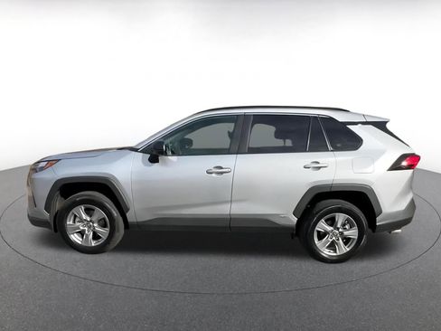 Used 2025 Toyota RAV4 LE image 9