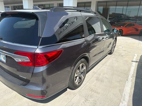 Used 2018 Honda Odyssey Touring image 19