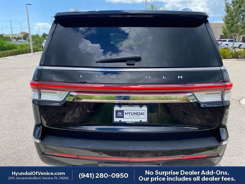 Used 2022 Lincoln Navigator L Reserve AWD/4WD image 37