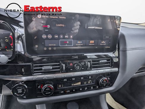 New 2026 Nissan Pathfinder SL image 13