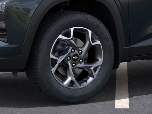 New 2026 Chevrolet Trax LT w/ Driver Confidence Package FWD image 33