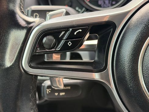 Used 2017 Porsche Cayenne S AWD/4WD image 16