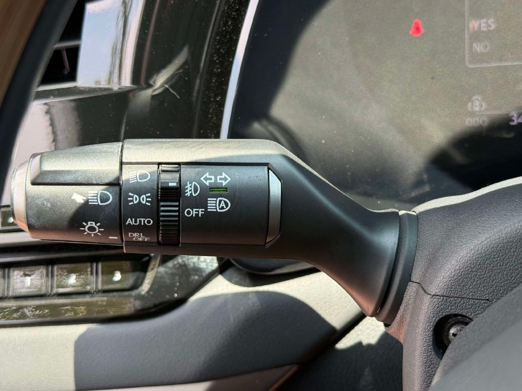 Used 2023 Lexus RX 350 Premium w/ Accessory Package AWD/4WD image 28