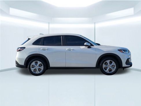 Used 2024 Honda HR-V LX image 7