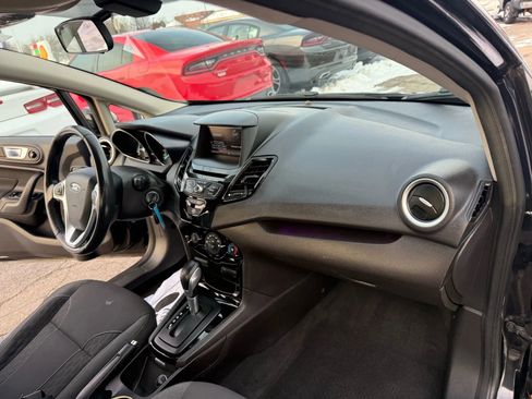 Used 2014 Ford Fiesta SE w/ Equipment Group 201A image 21