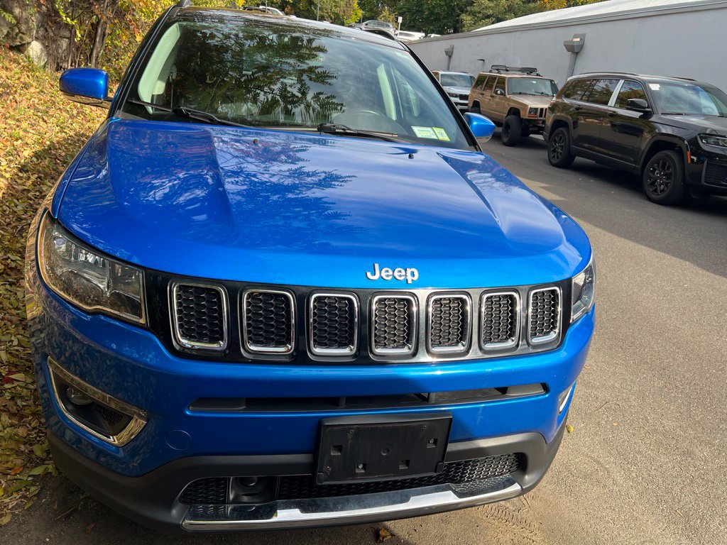 Used 2021 Jeep Compass Limited AWD/4WD image 2