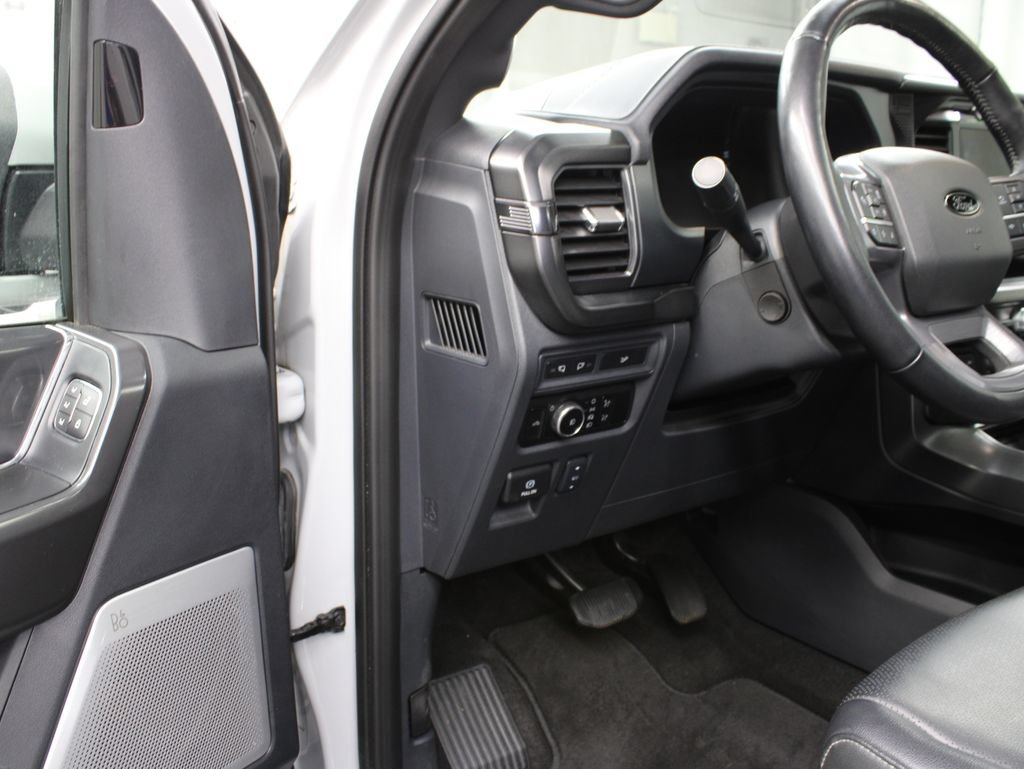 Used 2024 Ford F150 Lariat w/ Equipment Group 502A High AWD/4WD image 60