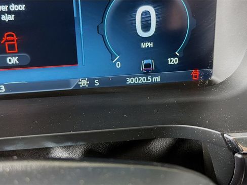 Used 2023 Ford F150 Lightning XLT AWD/4WD image 32
