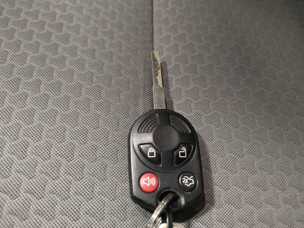 Used 2017 Ford Escape SE w/ Equipment Group 201A FWD image 32