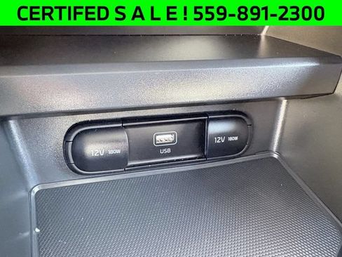 Certified 2025 Kia Soul LX w/ LX Technology Package FWD image 18