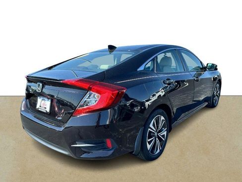 Used 2018 Honda Civic EX-T image 4