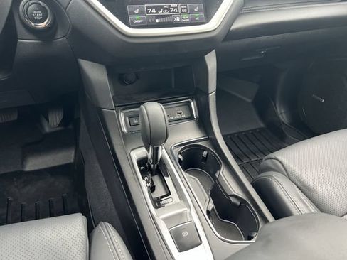 Used 2025 Subaru Ascent Limited AWD/4WD image 24