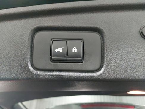 Used 2025 Nissan Pathfinder Rock Creek image 15