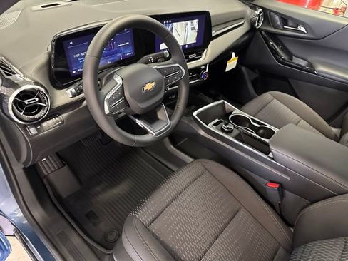 New 2026 Chevrolet Equinox LT w/ Safety and Technology Package AWD/4WD image 40