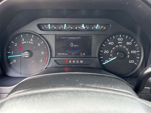 Used 2019 Ford F150 XL w/ Equipment Group 101A Mid AWD/4WD image 12