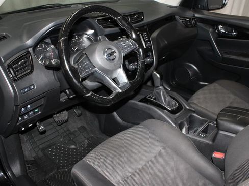 Certified 2022 Nissan Rogue Sport SV AWD/4WD image 22