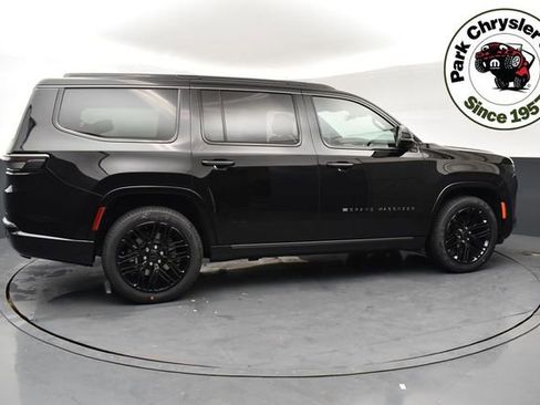 New 2026 Jeep Grand Wagoneer Limited AWD/4WD image 6