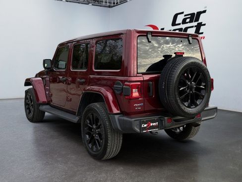 Used 2021 Jeep Wrangler Unlimited Sahara w/ Cold Weather Group image 11