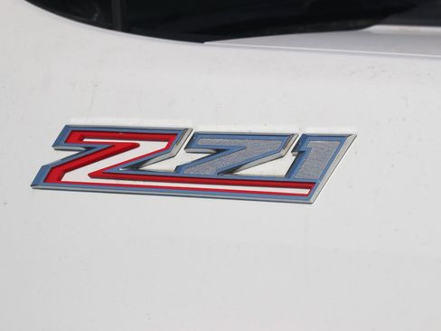 Used 2022 Chevrolet Silverado 2500 LTZ w/ Z71 Chrome Sport Edition image 11